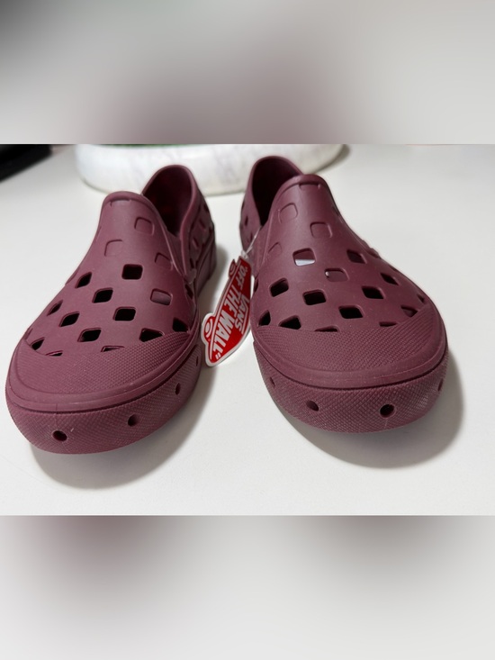 Vans Other - NWT Vans Slip-On TRK, all-rubber, water-friendly outdoor to be Hybrid W 9.5/ M 8